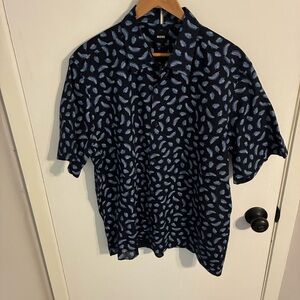 Boss Men's Blue Leaf Print Shirt Shirt Sleeve Button Down Shirt